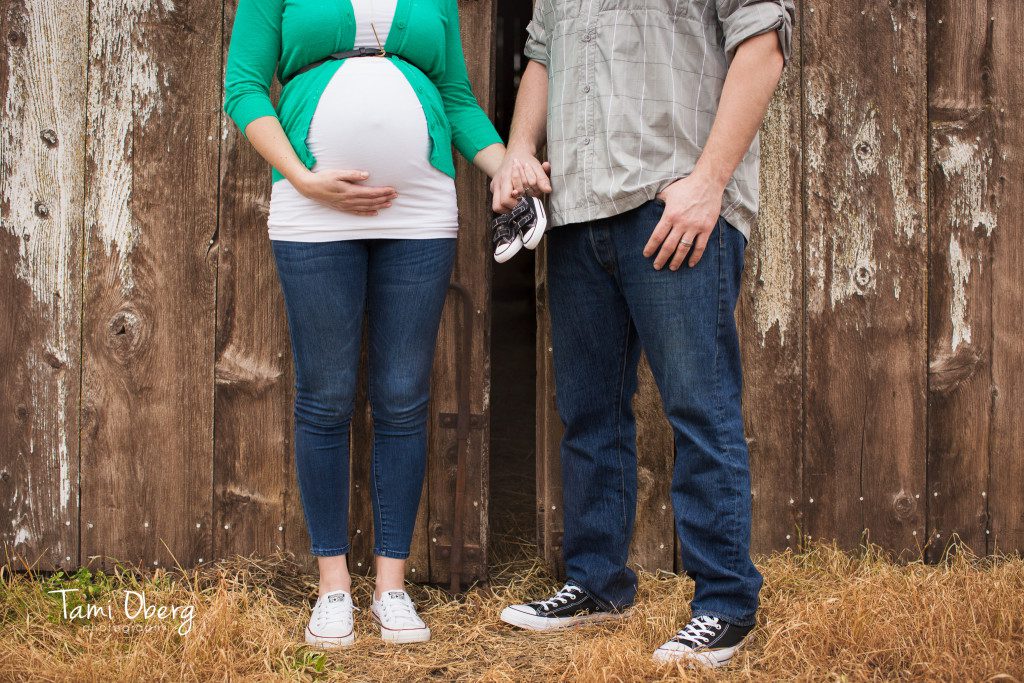 converse maternity picture
