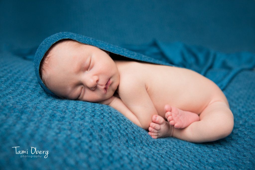 taco newborn pose