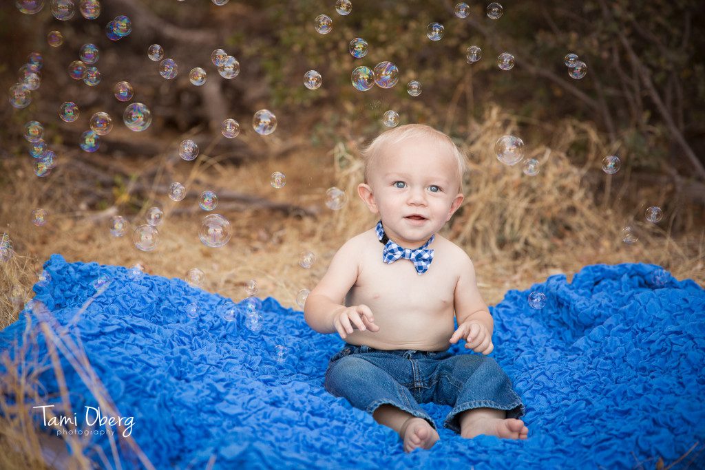 picture of a baby with bubbles
