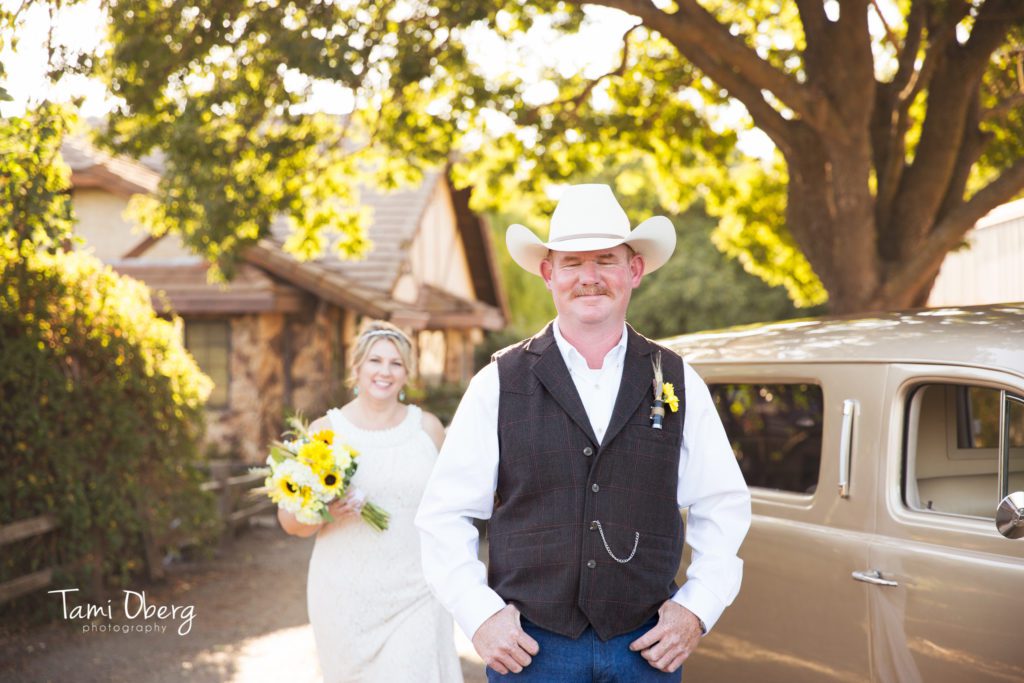 wedding first look shot
