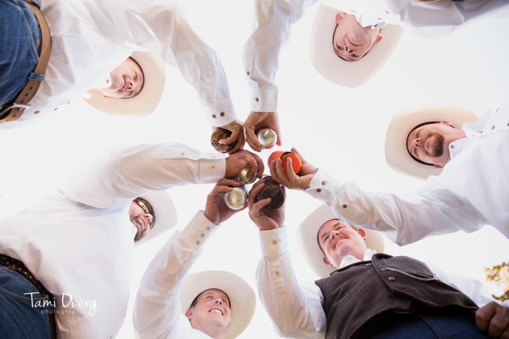groomsman cheers