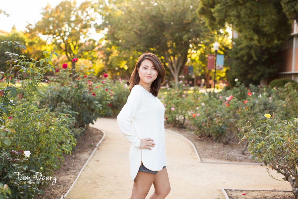 Senior girl in Chico State rose garden